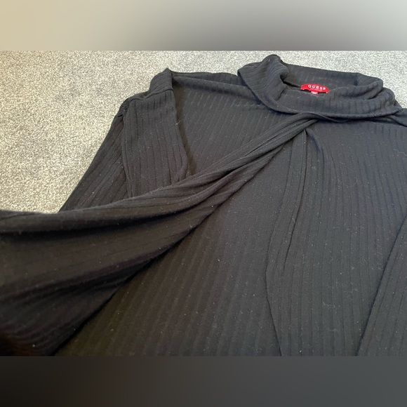 Guess top - Picture 3 of 4